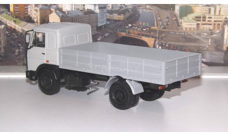 МАЗ 53371 бортовой (1991-1999г.), серый НАП, масштабная модель, 1:43, 1/43, Наш Автопром