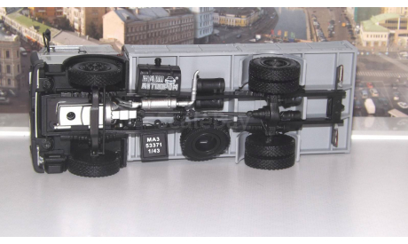 МАЗ 53371 бортовой (1991-1999г.), серый НАП, масштабная модель, 1:43, 1/43, Наш Автопром