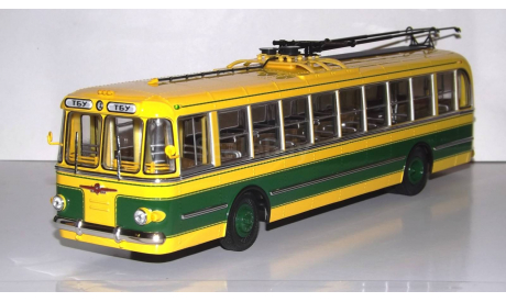 ТБУ-1 троллейбус (1955), желто-зеленый    Ультра, масштабная модель, scale43, ULTRA Models