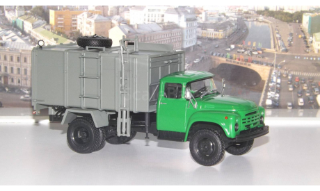 Мусоровоз с боковой загрузкой КО-413 ( ЗИЛ 130)  АИСТ, масштабная модель, 1:43, 1/43, Автоистория (АИСТ)