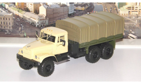 Легендарные грузовики СССР №34, КрАЗ-255Б1   MODIMIO, масштабная модель, scale43