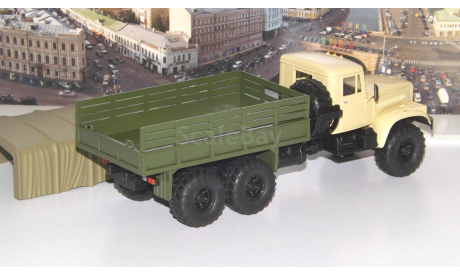 Легендарные грузовики СССР №34, КрАЗ-255Б1   MODIMIO, масштабная модель, scale43