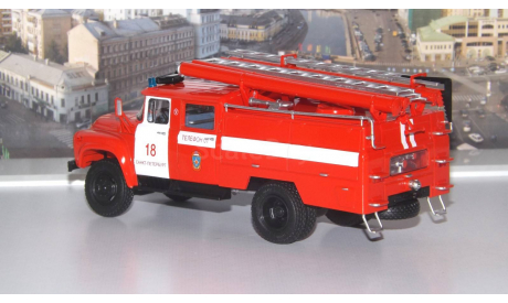 АЦ-40 (ЗИЛ 130) Санкт-Петербург   АИСТ, масштабная модель, scale43, Автоистория (АИСТ)