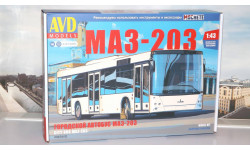 Сборная модель МАЗ-203  AVD Models KIT