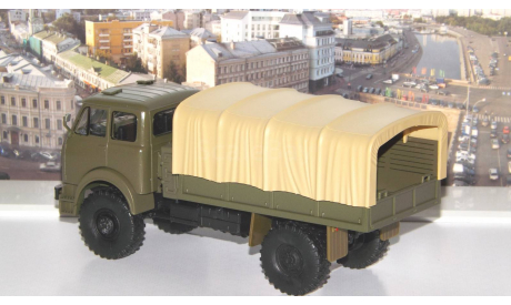 Легендарные грузовики СССР №39, МАЗ-505  MODIMIO, масштабная модель, scale43