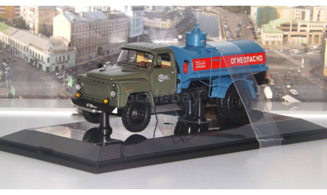 цистерна бензовоз  АЦ-4,2(53А) 1980 г.  DiP, масштабная модель, 1:43, 1/43, DiP Models, ГАЗ