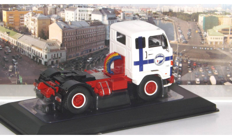 VOLVO F 88 ’Polar Express’ 1971 White/Blue  IXO, масштабная модель, scale43
