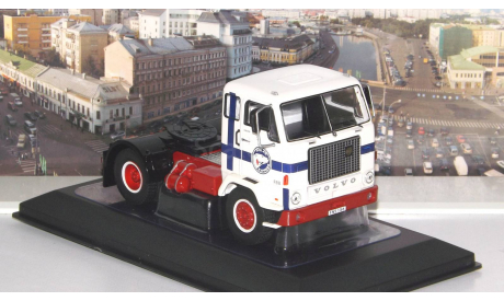 VOLVO F 88 ’Polar Express’ 1971 White/Blue  IXO, масштабная модель, scale43