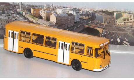 ЛИАЗ-677М городской (жёлтый)  СОВА, масштабная модель, scale43, Советский Автобус