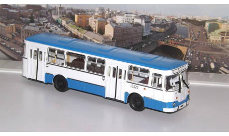 ЛИАЗ-677М городской СОВА, масштабная модель, 1:43, 1/43, Советский Автобус