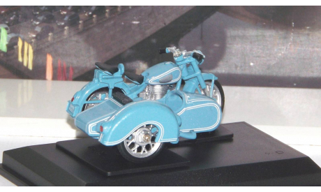 BMW R25/3 motorcycle with sidecar, light blue   Cararama (Hongwell), масштабная модель, scale43