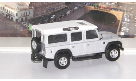 LAND ROVER Defender Generation 1, silver     Cararama (Hongwell), масштабная модель, scale43