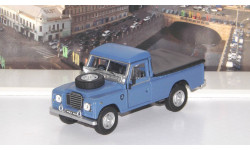 LAND ROVER Series 109 Pickup, blue     Cararama (Hongwell)