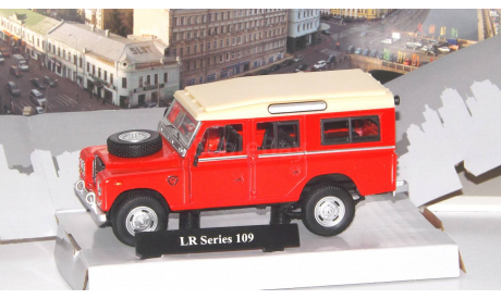 LAND ROVER Series 109, red     Cararama (Hongwell), масштабная модель, scale43