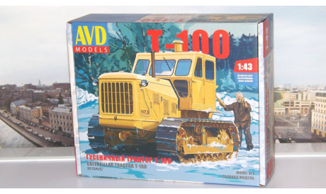 Сборная модель Гусеничный трактор Т-100    AVD Models KIT, масштабная модель, scale43