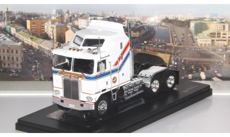 KENWORTH K100 Aerodyne 1976 White/Decorated  IXO, масштабная модель, scale43