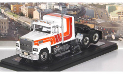 FORD LTL-9000 (1978), white / orange  IXO