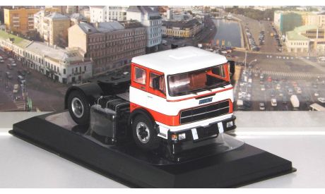 FIAT 619 N1 1980, white / orange  IXO, масштабная модель, scale43