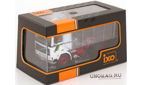 VOLVO F10 towing vehicle (1983), white/green/red   IXO, масштабная модель, scale43