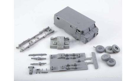 Горьковский внедорожник 66-32   AVD Models KIT, масштабная модель, ГАЗ, scale43