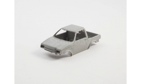 Сборная модель ЛУАЗ-1301     AVD Models KIT, масштабная модель, scale43