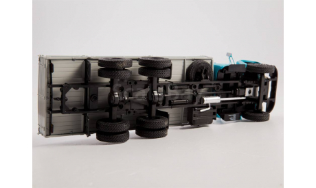 Легендарные грузовики СССР №41, ЗИЛ-133ГЯ   MODIMIO, масштабная модель, scale43