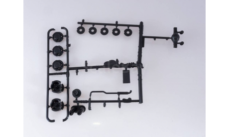 Сборная модель МАЗ-200В с полуприцепом МАЗ-5217   AVD Models KIT, масштабная модель, 1:43, 1/43