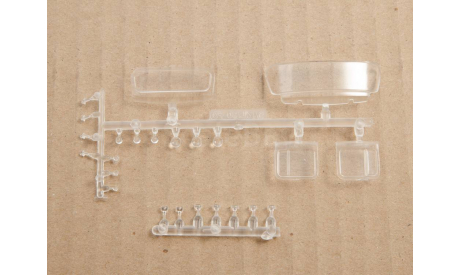 Сборная модель ЗИЛ-130В1 с полуприцепом ОДАЗ-794    AVD Models KIT, масштабная модель, scale43