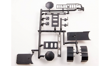 Сборная модель ЗИЛ-130В1 с полуприцепом-муковозом К4-АМГ     AVD Models KIT, масштабная модель, scale43