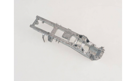 Сборная модель Карьерный самосвал БЕЛАЗ-7522 AVD Models KIT, масштабная модель, 1:43, 1/43, Автомобиль в деталях (by SSM)