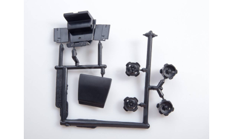 Сборная модель  ЗИС-44 санитарный фургон  AVD Models KIT, масштабная модель, scale43