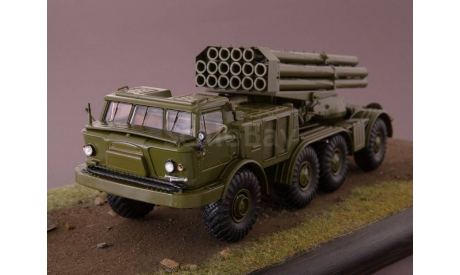 9П140 РСЗО 9К57 Ураган на шасси ЗИЛ-135ЛМ  SSM, масштабная модель, scale43, Start Scale Models (SSM)