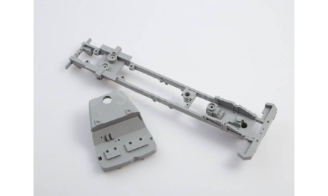 Сборная модель ЗИЛ-Э133ВЯТ  AVD Models KIT, масштабная модель, scale43