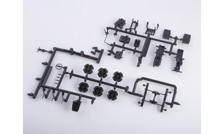 Сборная модель   AA-13-60 (6560) поздняя кабина   AVD Models KIT, масштабная модель, КамАЗ, scale43