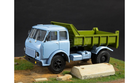 Легендарные грузовики СССР №18, МАЗ-503Б  MODIMIO, масштабная модель, scale43