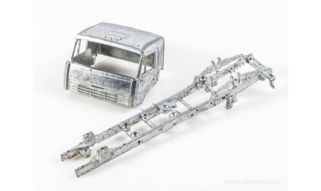 Сборная модель   КАМАЗ-43118 бортовой автомобиль    AVD Models KIT, масштабная модель, scale43