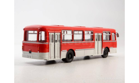 Ликинский автобус-677М (красно-белый)  СОВА, масштабная модель, Советский Автобус, ЛиАЗ, scale43