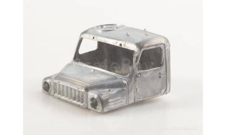 Сборная модель  Средний артиллерийский тягач АТС-59   AVD Models KIT, масштабная модель, scale43