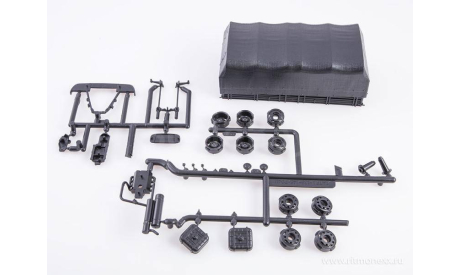 Сборная модель   Tatra 148 VNM бортовой  AVD Models KIT, масштабная модель, scale43