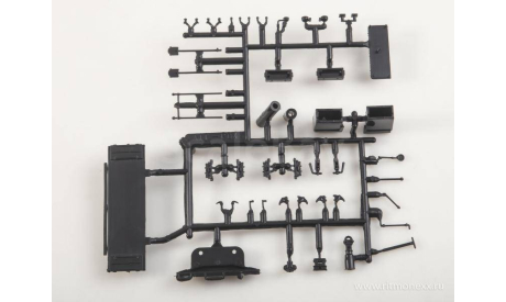 Сборная модель   Тяжелый артиллерийский тягач АТ-Т  AVD Models KIT, масштабная модель, scale43