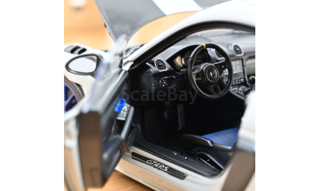 PORSCHE 718 Cayman GT4 RS Weissach Pack (982C) 1/18 Norev, масштабная модель, scale18