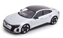 AUDI RS e-tron GT 2021 Silver 1/18 Norev 188381, масштабная модель, 1:18