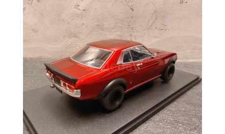 TOYOTA Celica 2000 GT (RA21) Custom 1977 Красный металлик, масштабная модель, IXO, scale18