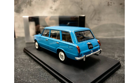 ВАЗ-2102 ’Жигули’ (LADA 2102) 1971 Голубой 1/24 WhiteBox, масштабная модель, 1:24