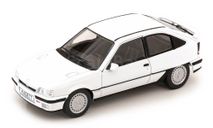 Opel Kadett E GSI 1:24 Whitebox, масштабная модель, 1/24