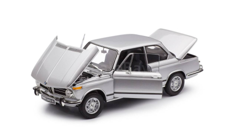BMW 2002 tii Kyosho 1/18, масштабная модель, scale18