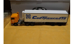 Модель Volvo F12 с полуприцепом Совтрансавто 1/43 SSM