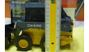 Погрузчик John Deere  - 320 E  1/16 ERTL, масштабная модель, scale16, ERTL (Auto World)