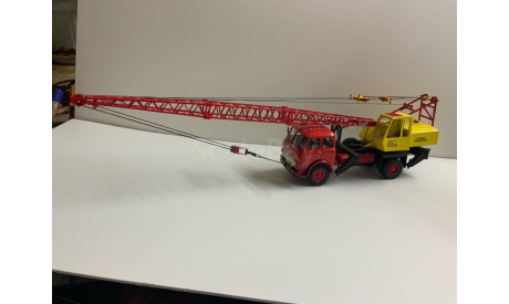 Кран КС 3562 Маз 500 с удлиненной стрелой, масштабная модель, МАЛ, scale43