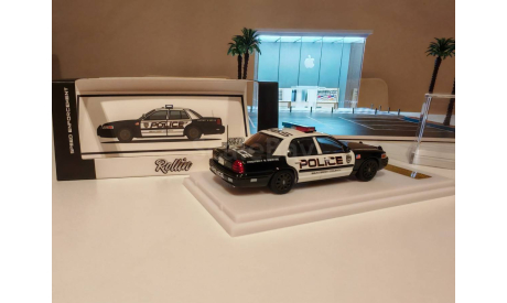 Rollin Ford Crown Victoria NFS Police APAxpo, масштабная модель, 1:64, 1/64